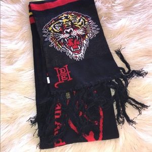 Ed Hardy Scarf 🧣